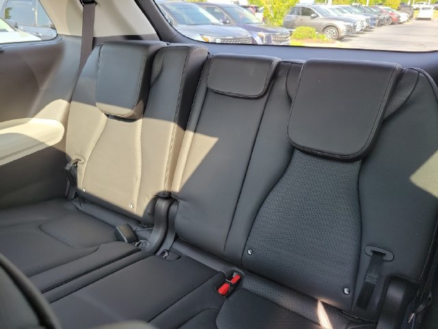 Used 2024 Kia Carnival SX Prestige FWD image 9