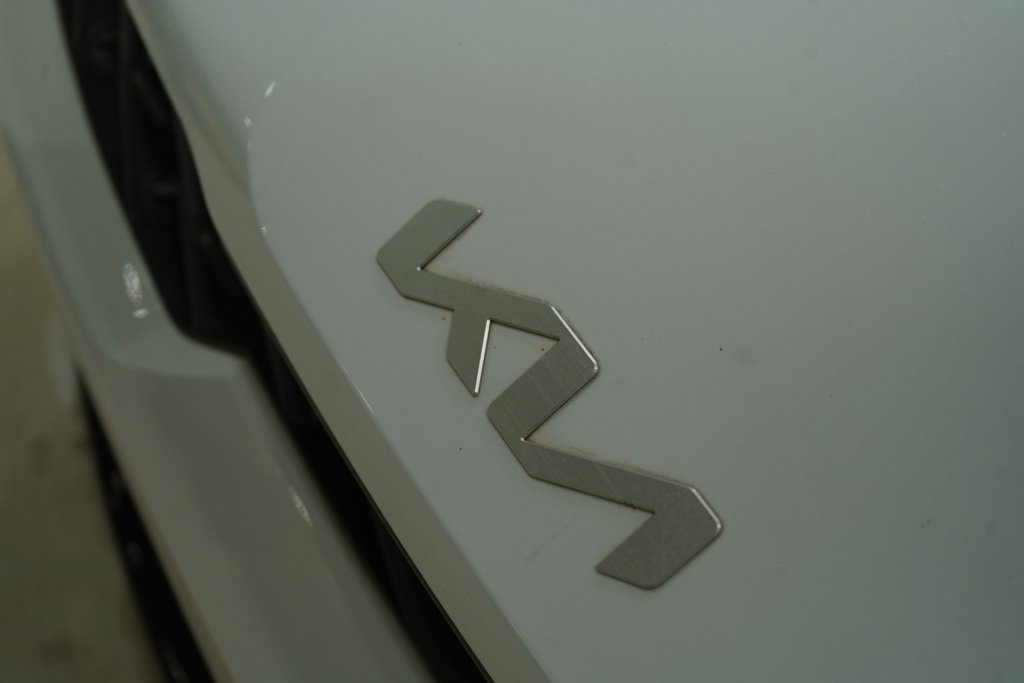 Used 2022 Kia K5 GT-Line AWD/4WD image 11