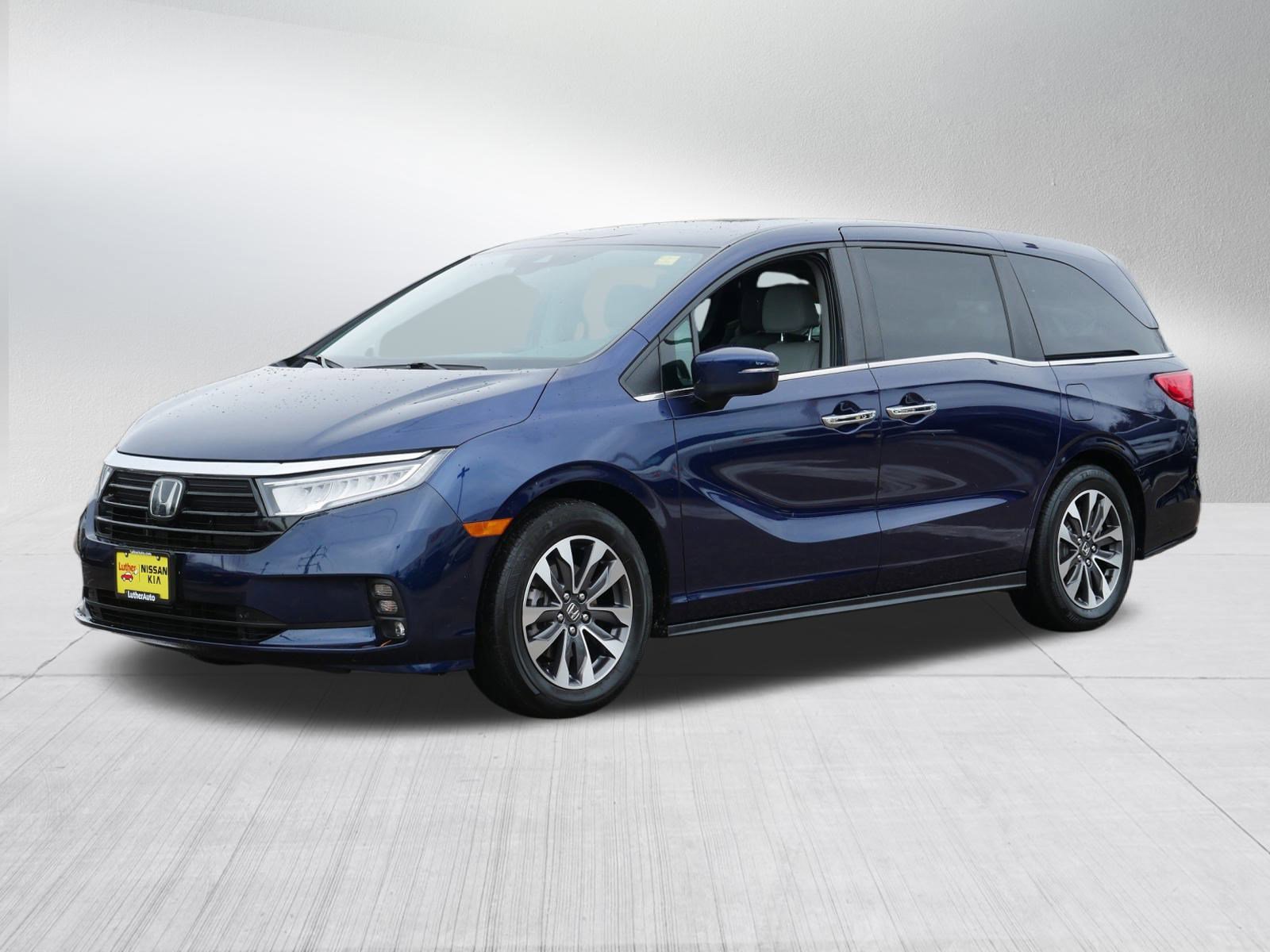 Used 2023 Honda Odyssey EX-L image 3