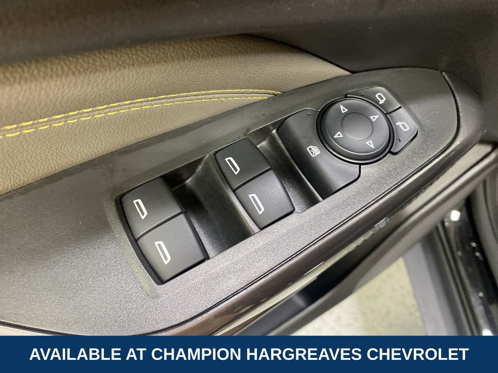 Used 2025 Chevrolet Trax ACTIV w/ Driver Confidence Package FWD image 31