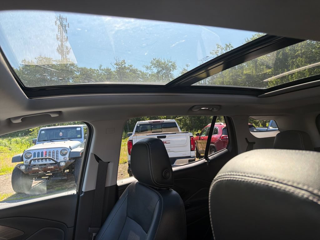 Certified 2022 GMC Terrain SLT AWD/4WD image 24