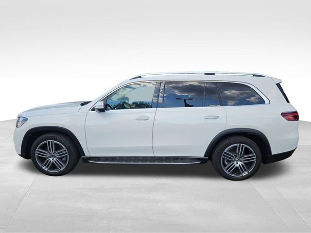 Used 2026 Mercedes-Benz GLS 450 4MATIC image 3