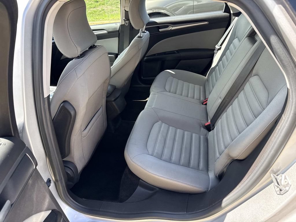 Used 2015 Ford Fusion S FWD image 7