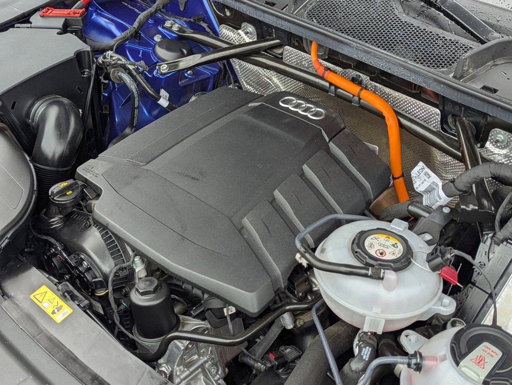 Used 2022 Audi Q5 e Prestige w/ Prestige Package image 43