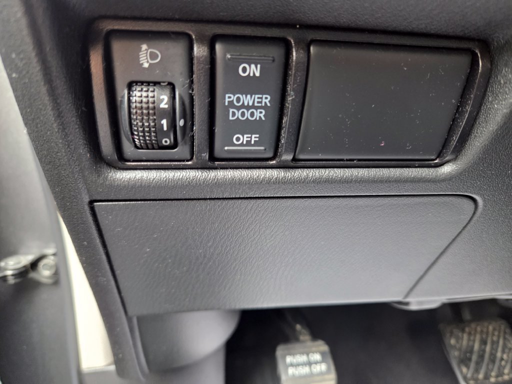 Used 2017 Nissan Armada Platinum w/ Captain Seat Package AWD/4WD image 50
