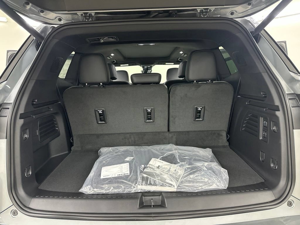 New 2026 Buick Enclave Avenir w/ Super Cruise Package AWD/4WD image 28