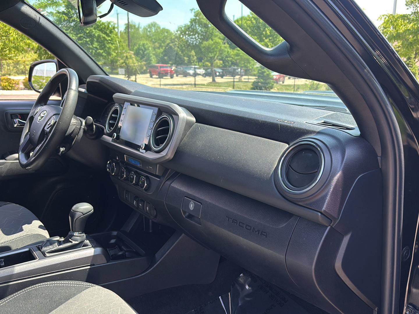 Used 2023 Toyota Tacoma TRD Sport AWD/4WD image 25