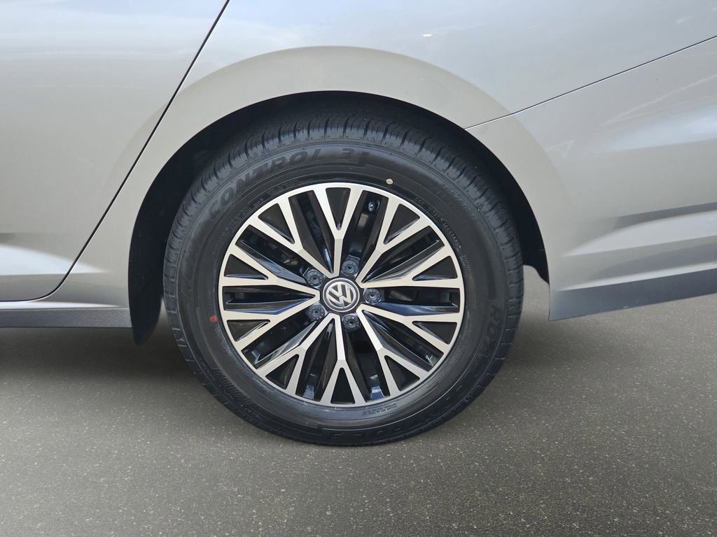Used 2019 Volkswagen Jetta SEL image 35