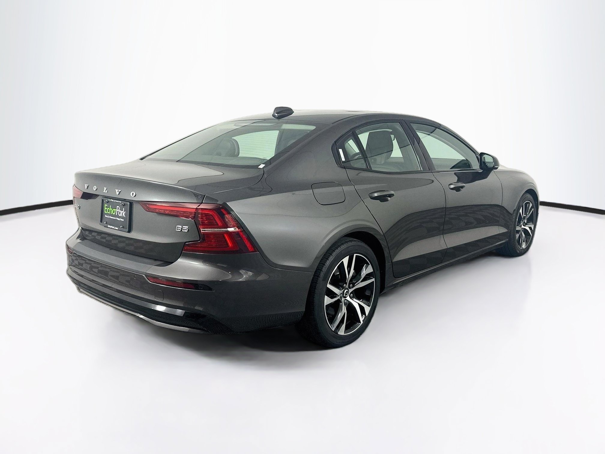 Used 2024 Volvo S60 B5 Core FWD image 9