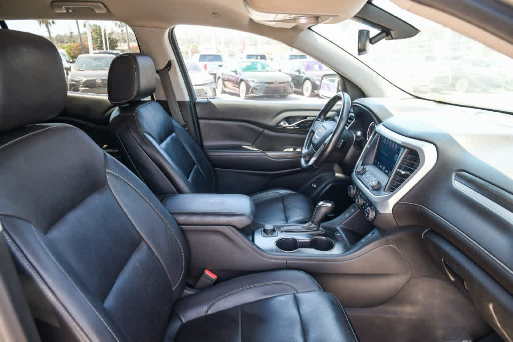 Used 2018 GMC Acadia SLT FWD image 15