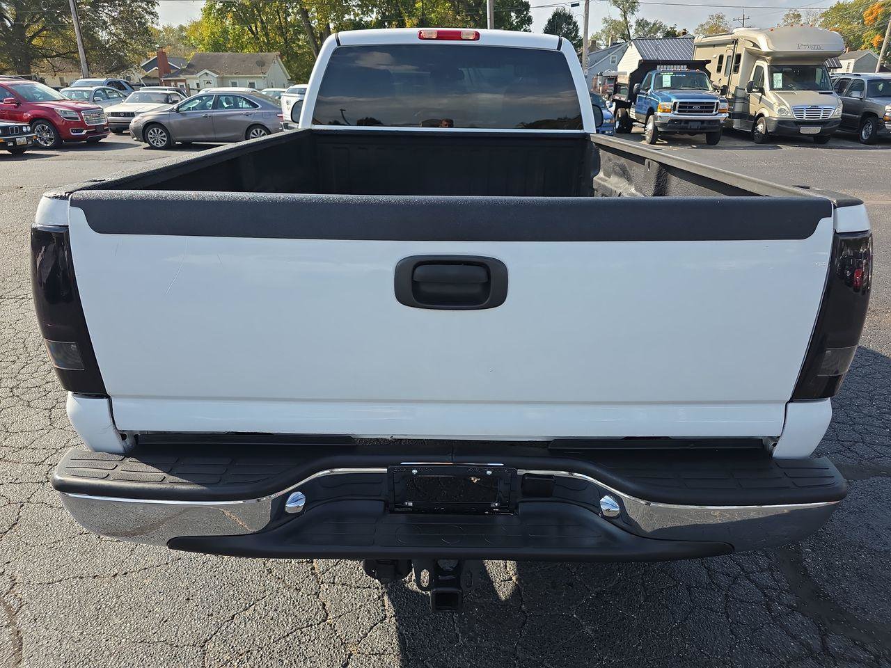 Used 2006 Chevrolet Silverado 2500 LT w/ Heavy-Duty Power Package AWD/4WD image 14