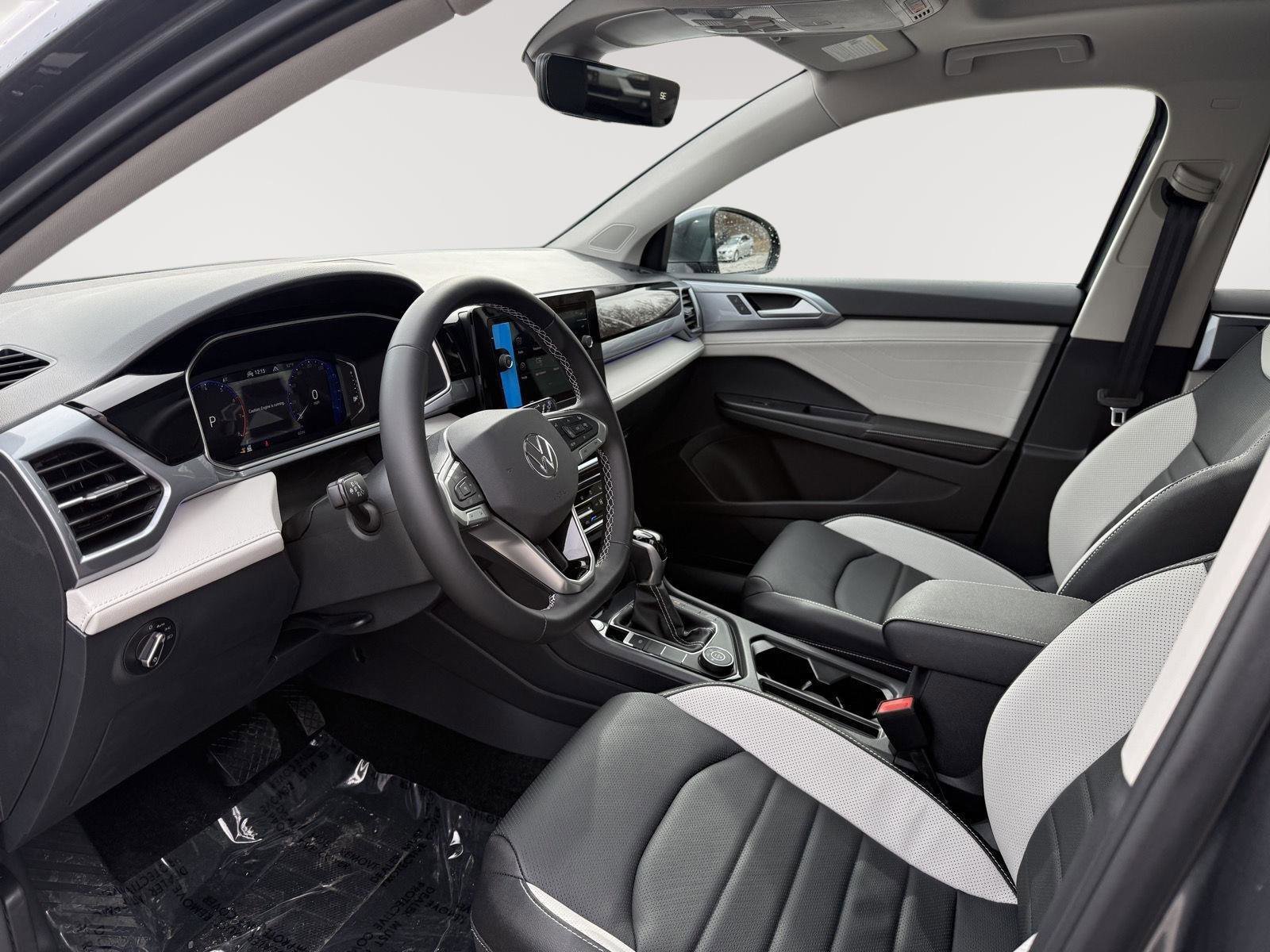 New 2026 Volkswagen Taos SEL AWD/4WD image 9