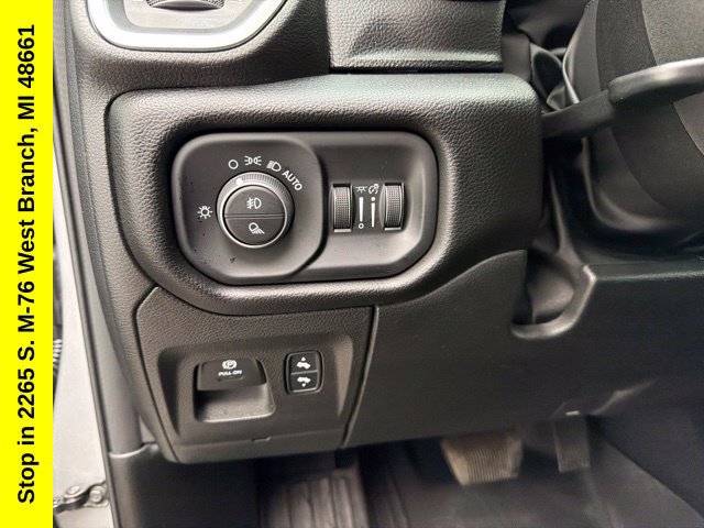 Used 2025 RAM 1500 Big Horn AWD/4WD image 15