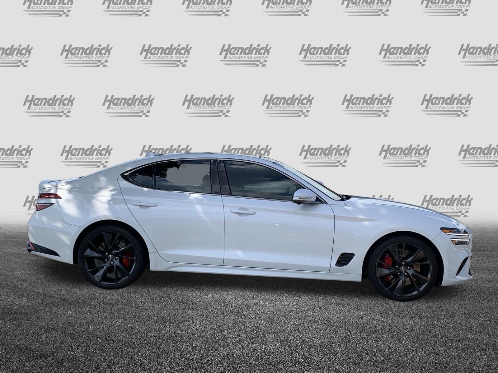 Used 2022 Genesis G70 3.3T RWD image 11