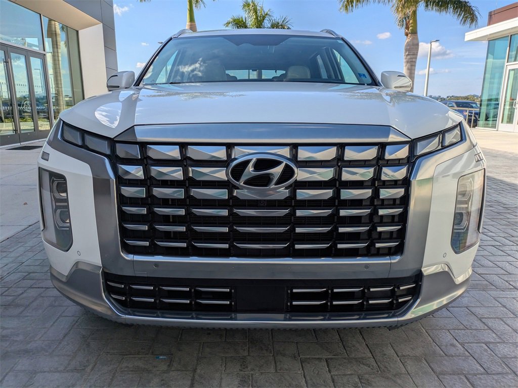 Used 2023 Hyundai Palisade Calligraphy image 9