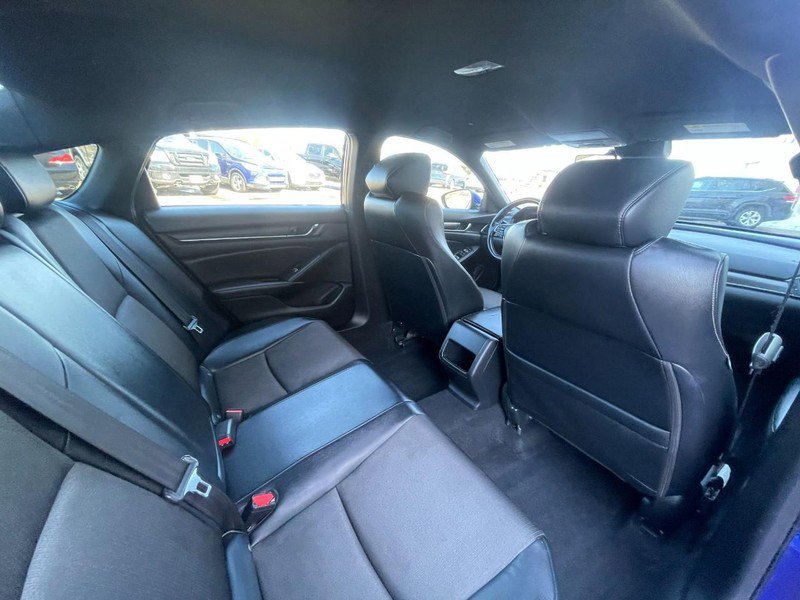 Used 2018 Honda Accord Sport image 9