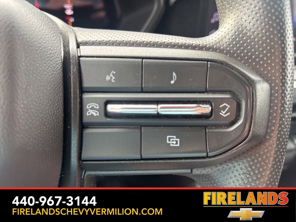 Used 2023 Chevrolet Colorado Trail Boss image 16