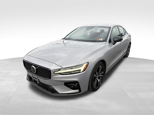 Used 2024 Volvo S60 B5 Plus FWD image 32