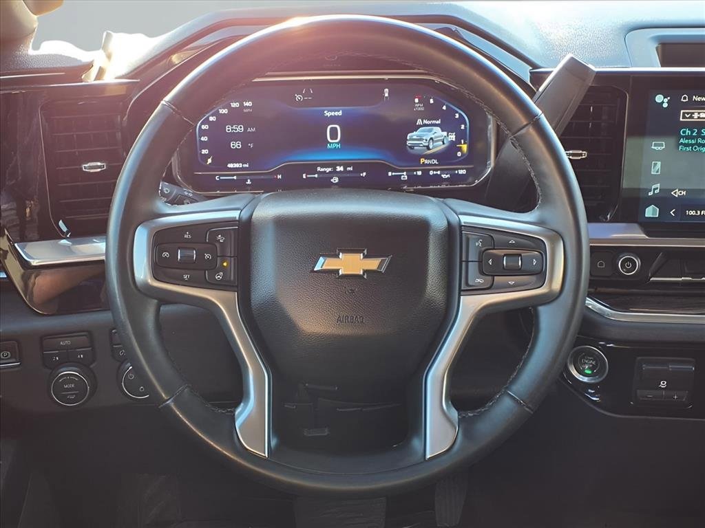 Used 2023 Chevrolet Silverado 1500 LT w/ Work Truck Package image 9