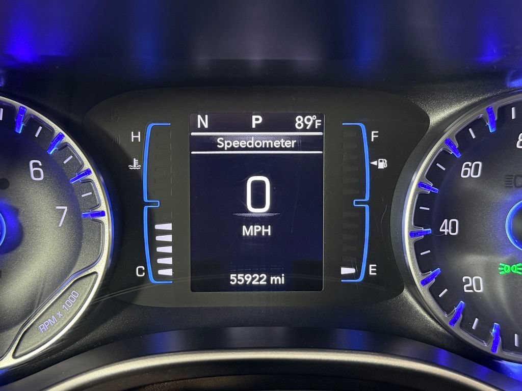 Used 2018 Chrysler Pacifica Touring Plus FWD image 15
