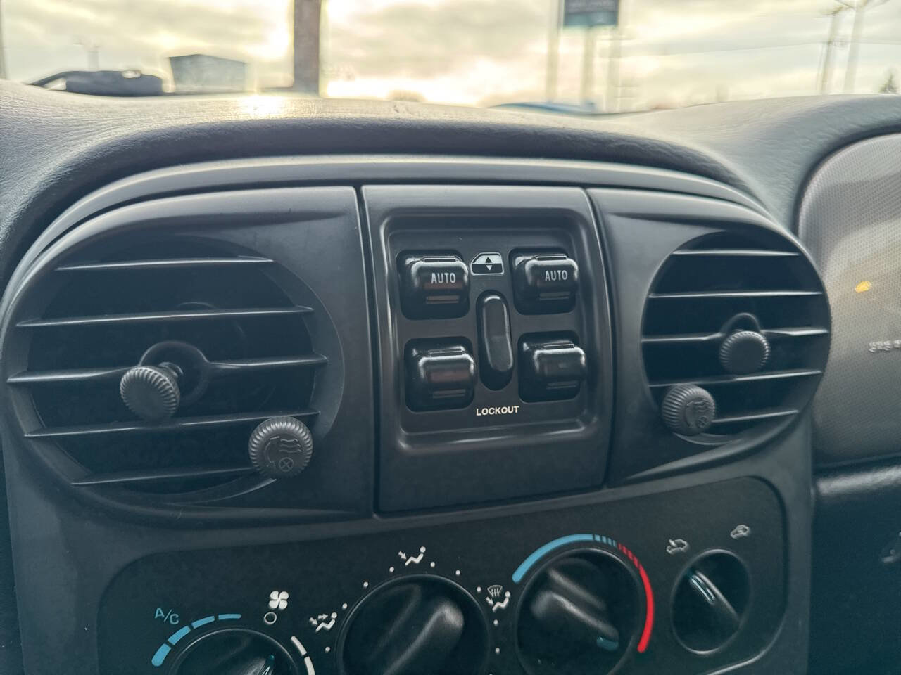 Used 2003 Chrysler PT Cruiser GT image 35