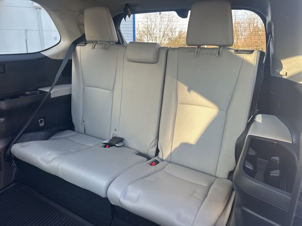Used 2024 Toyota Grand Highlander Platinum image 12
