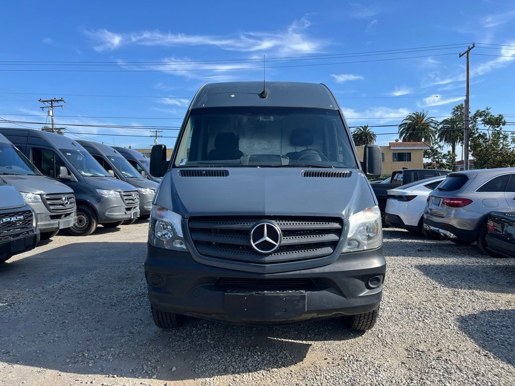 Used 2018 Mercedes-Benz Sprinter 2500 image 2