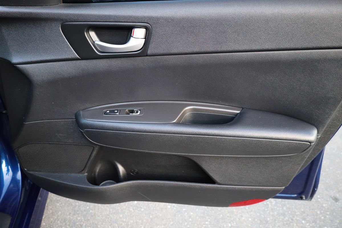 Used 2018 Kia Optima S w/ Panoramic Sunroof Package image 15