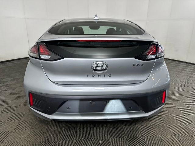 Used 2020 Hyundai Ioniq Limited image 4