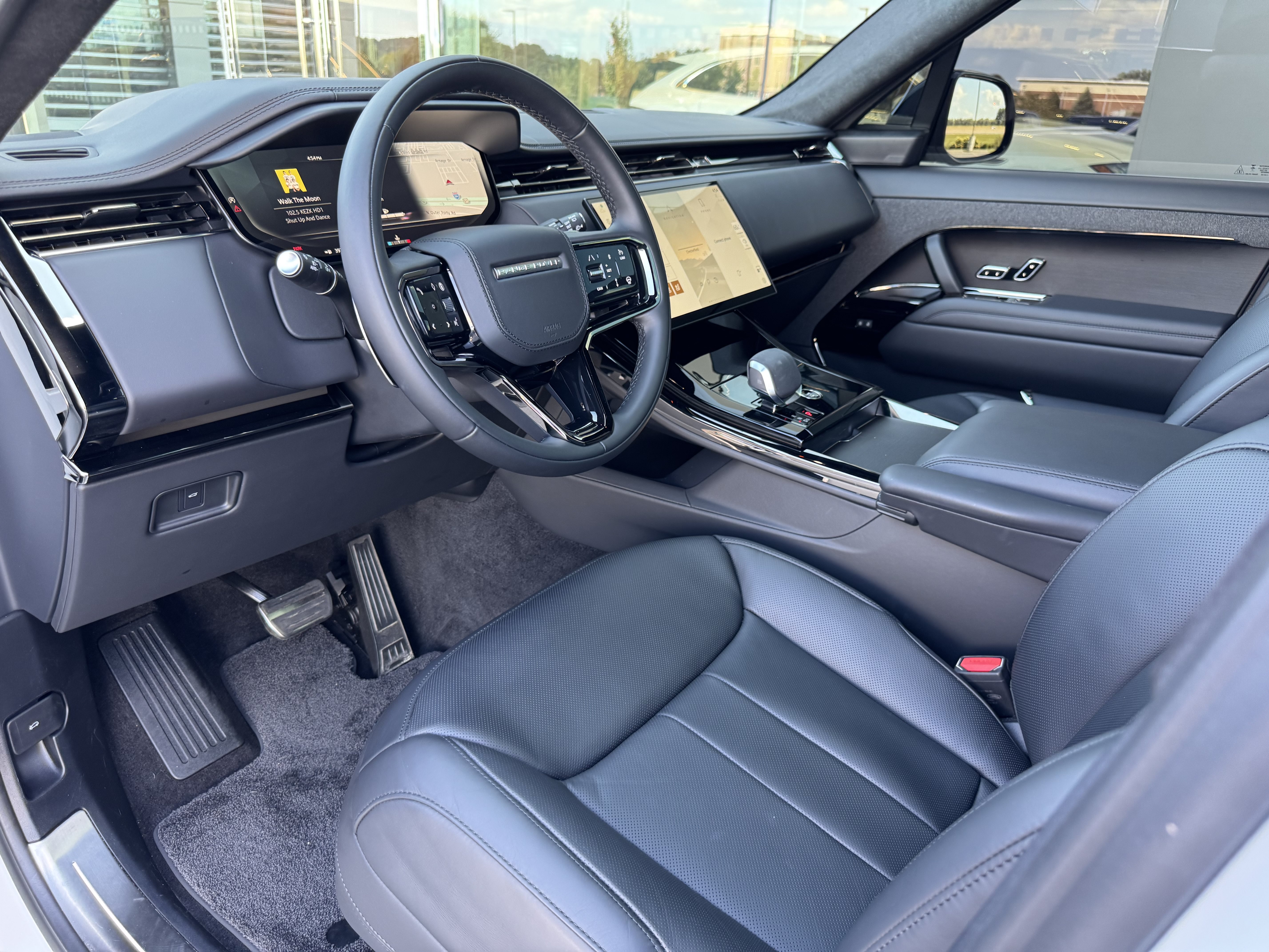Certified 2025 Land Rover Range Rover Sport Autobiography AWD/4WD image 13