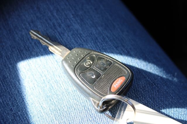 Used 2016 Jeep Compass Latitude image 24