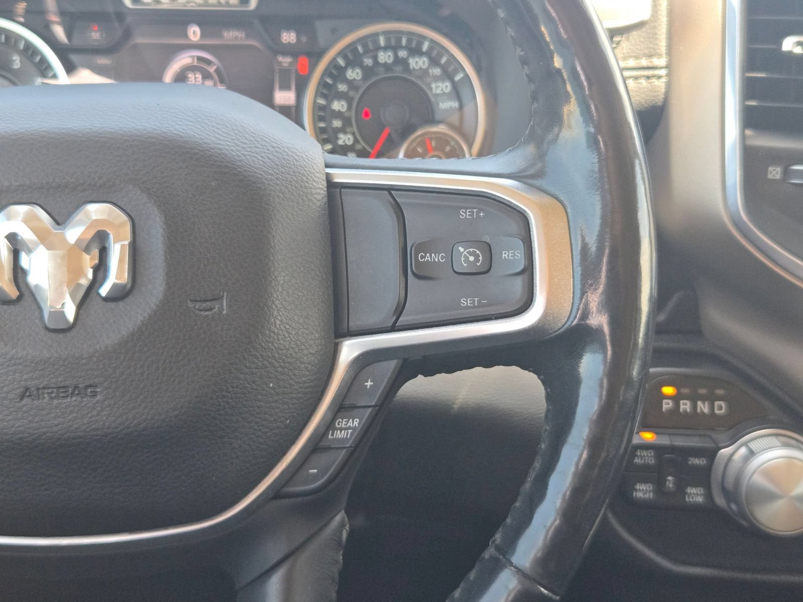 Used 2020 RAM 1500 Laramie AWD/4WD image 20