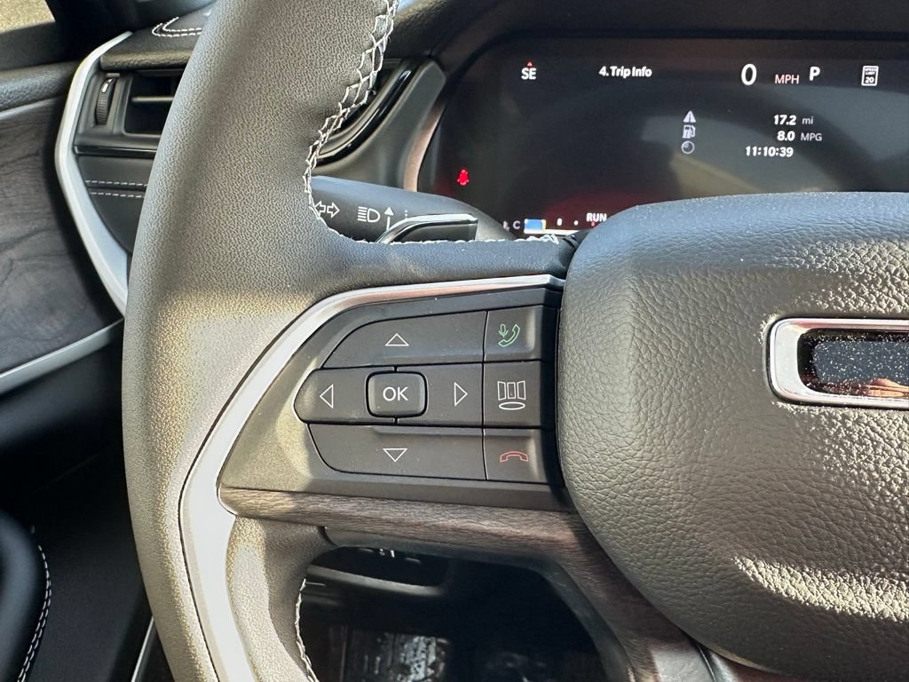 New 2026 Jeep Grand Cherokee Limited w/ Limited Altitude Package AWD/4WD image 29