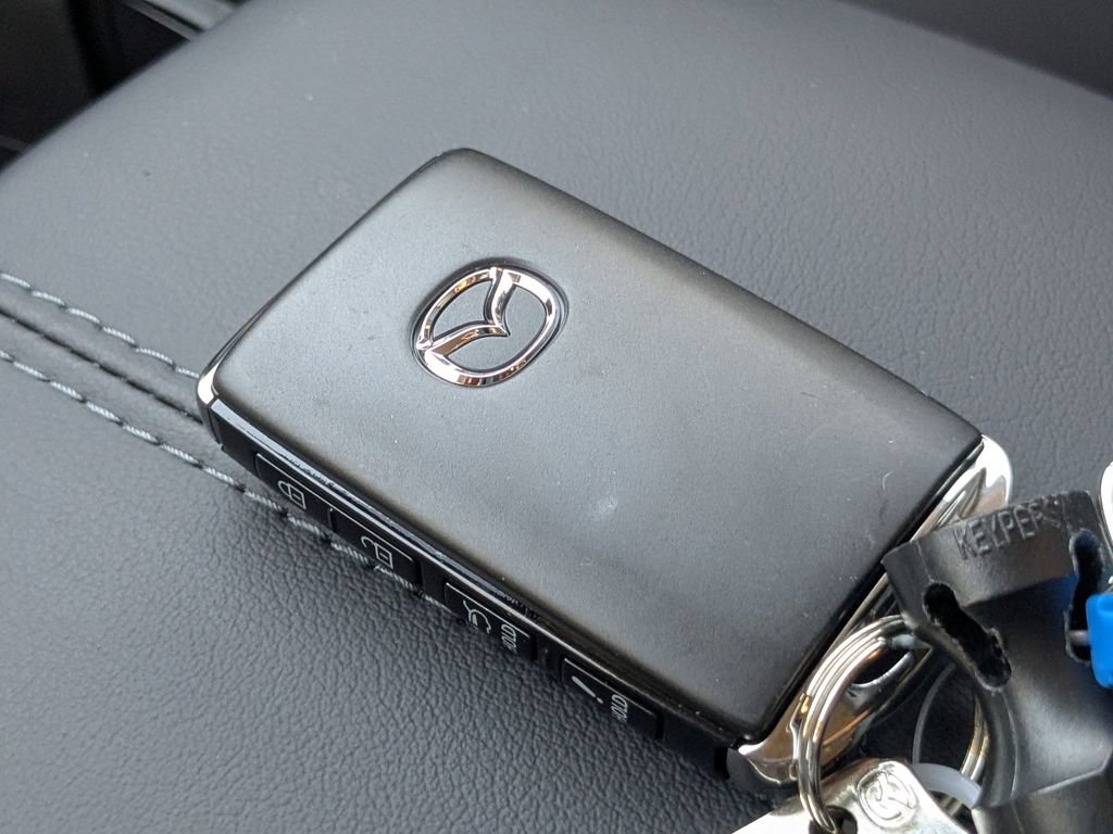 Used 2026 MAZDA CX-30 AWD 2.5 S w/ Premium Package image 32