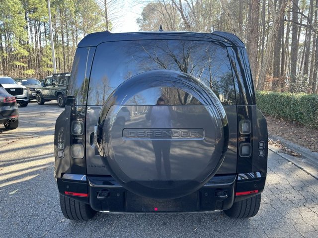 Used 2026 Land Rover Defender 110 X-Dynamic SE image 8