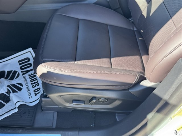 New 2026 Ford Explorer Platinum image 19