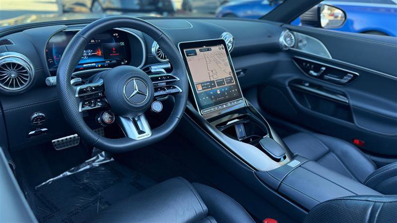 Used 2023 Mercedes-Benz SL 43 AMG image 35