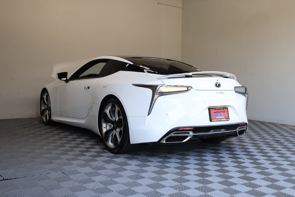 Used 2018 Lexus LC 500 Coupe w/ Performance Package RWD image 15