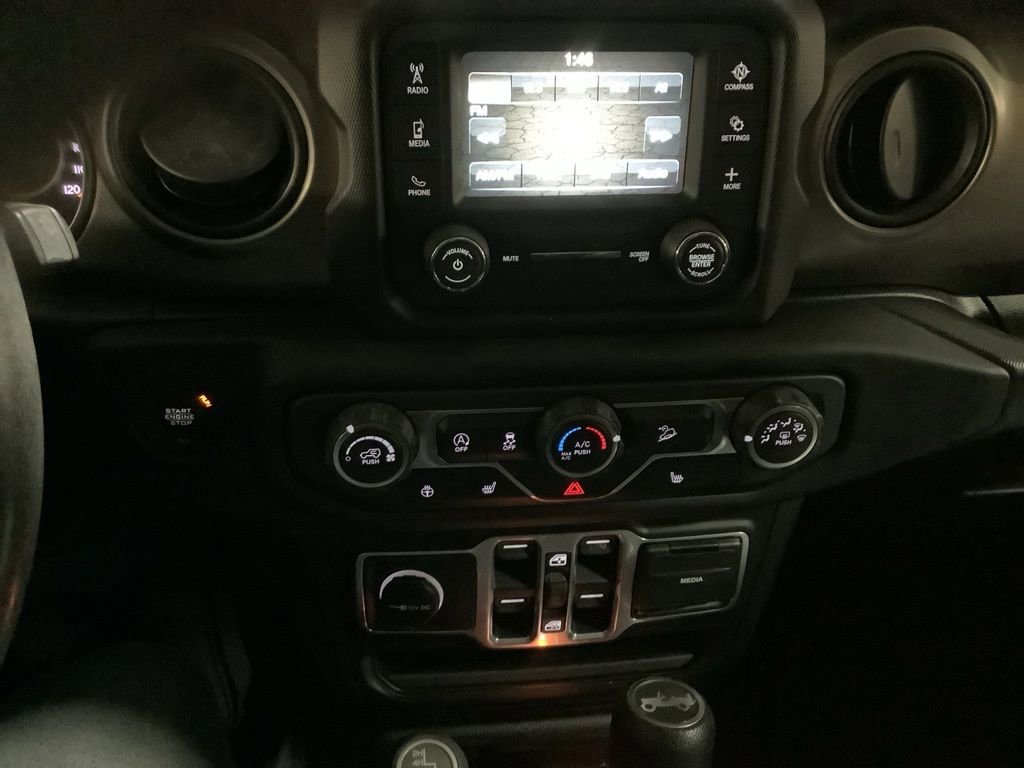 Used 2018 Jeep Wrangler Unlimited Sport S image 32