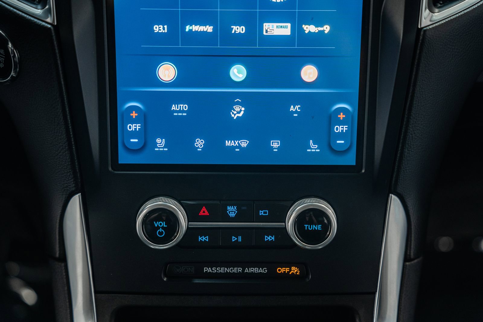 Certified 2022 Ford Edge Titanium image 31