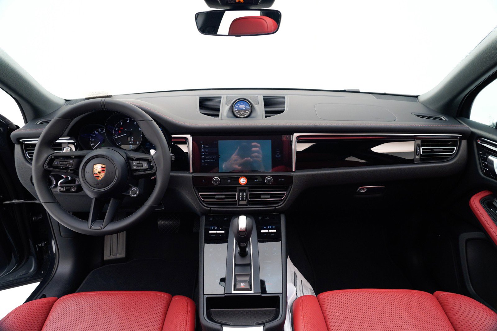 New 2026 Porsche Macan image 20