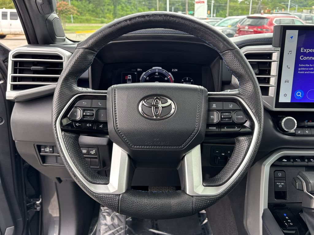 Used 2023 Toyota Tundra Platinum AWD/4WD image 37