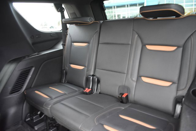 Used 2023 GMC Yukon AT4 w/ Technology Package image 17