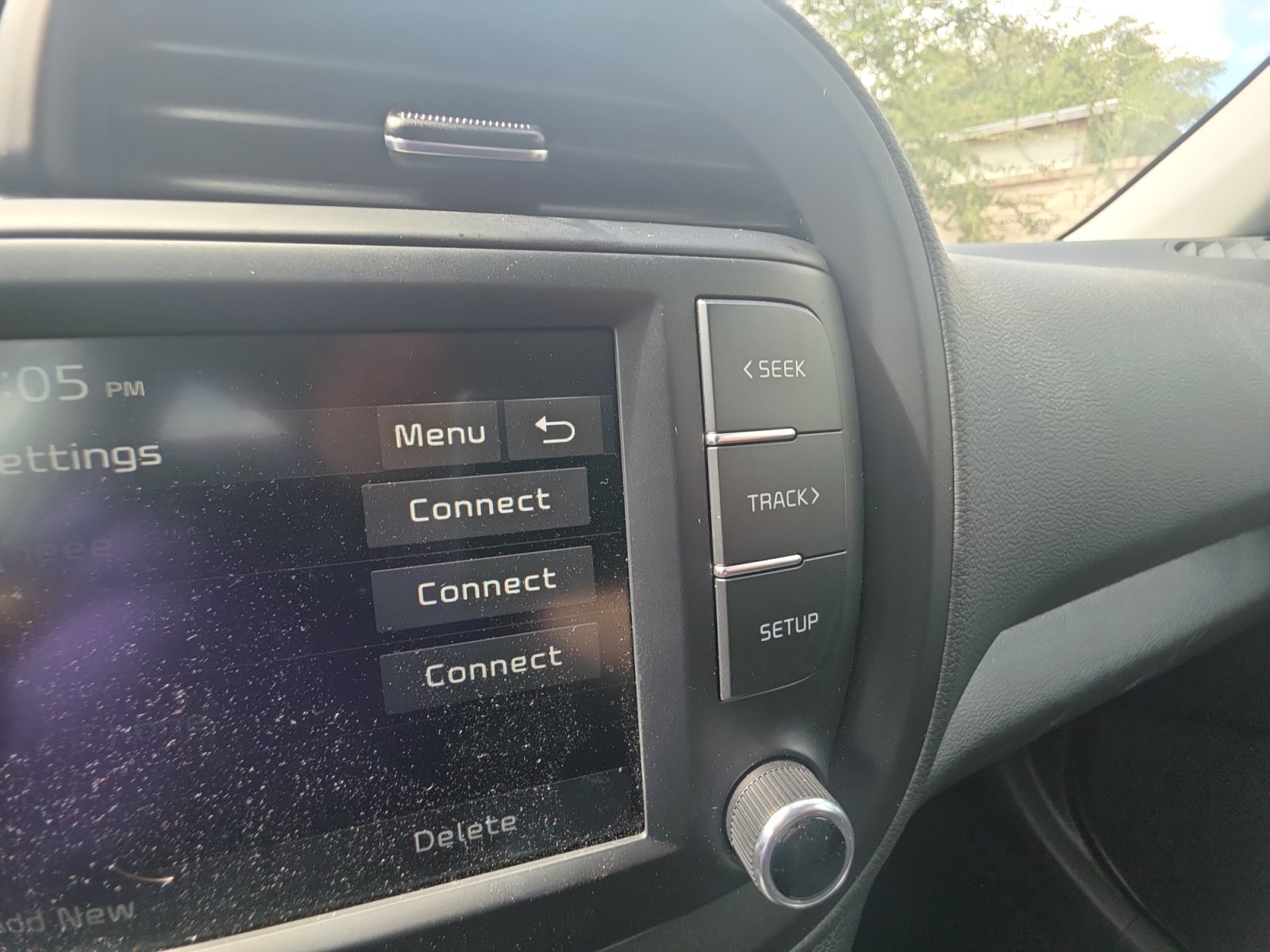 Certified 2025 Kia Soul LX w/ LX Technology Package FWD image 17