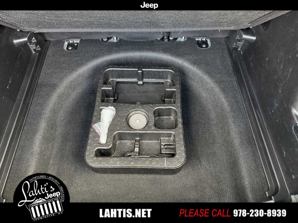 Certified 2022 Jeep Compass Altitude image 24