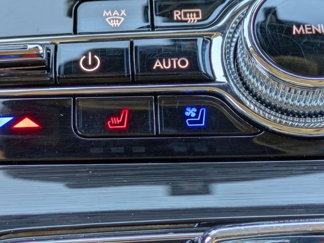 Used 2023 Lincoln Nautilus Reserve w/ Equipment Group 201A image 25