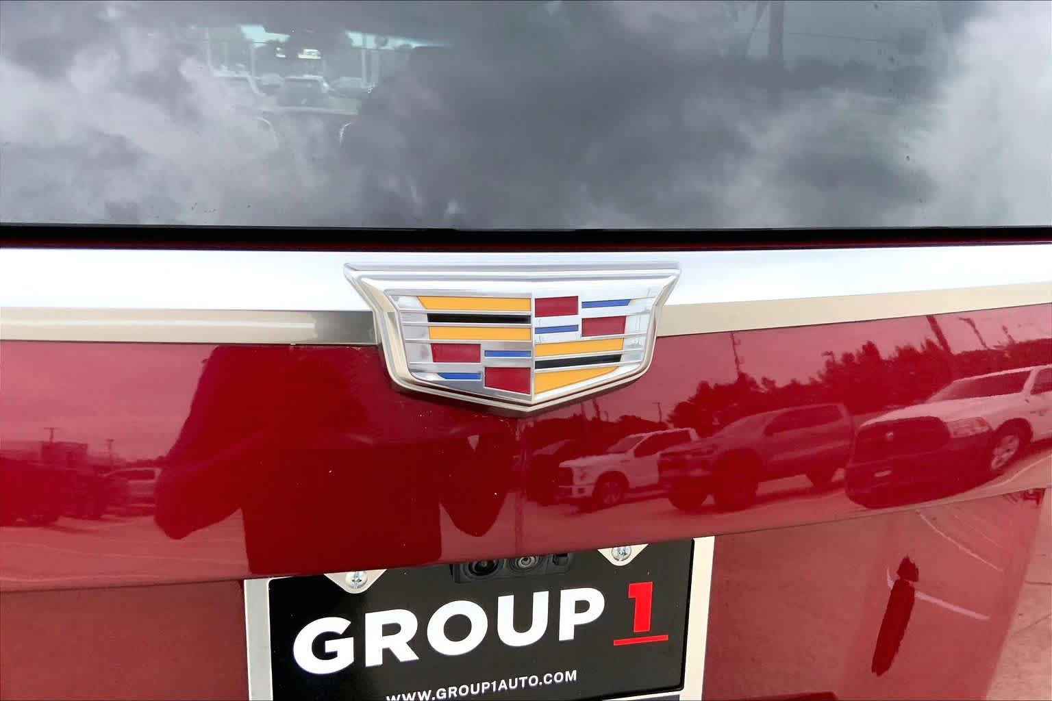 Used 2018 Cadillac Escalade ESV Premium Luxury AWD/4WD image 10