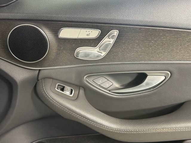 Used 2019 Mercedes-Benz C 300 Sedan image 29