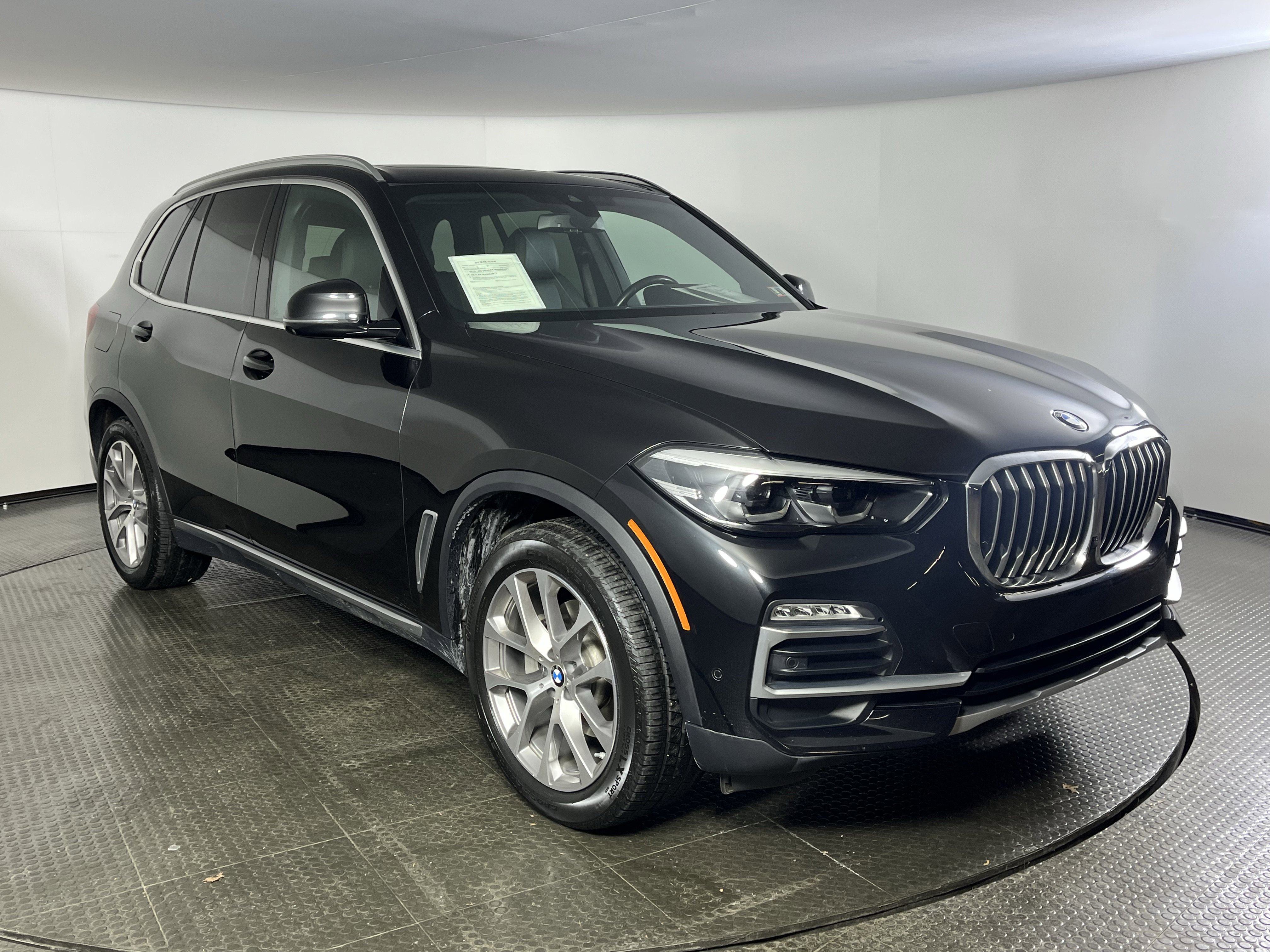 Used 2019 BMW X5 xDrive40i w/ Convenience Package image 3