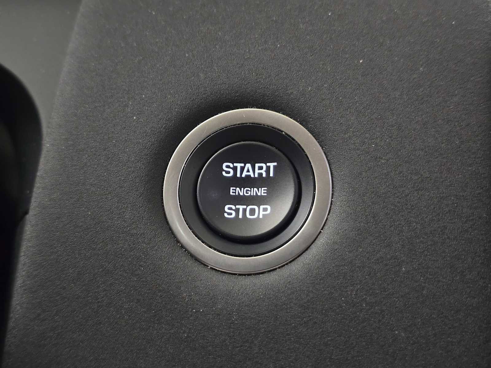 Used 2025 Land Rover Discovery Sport S AWD/4WD image 34